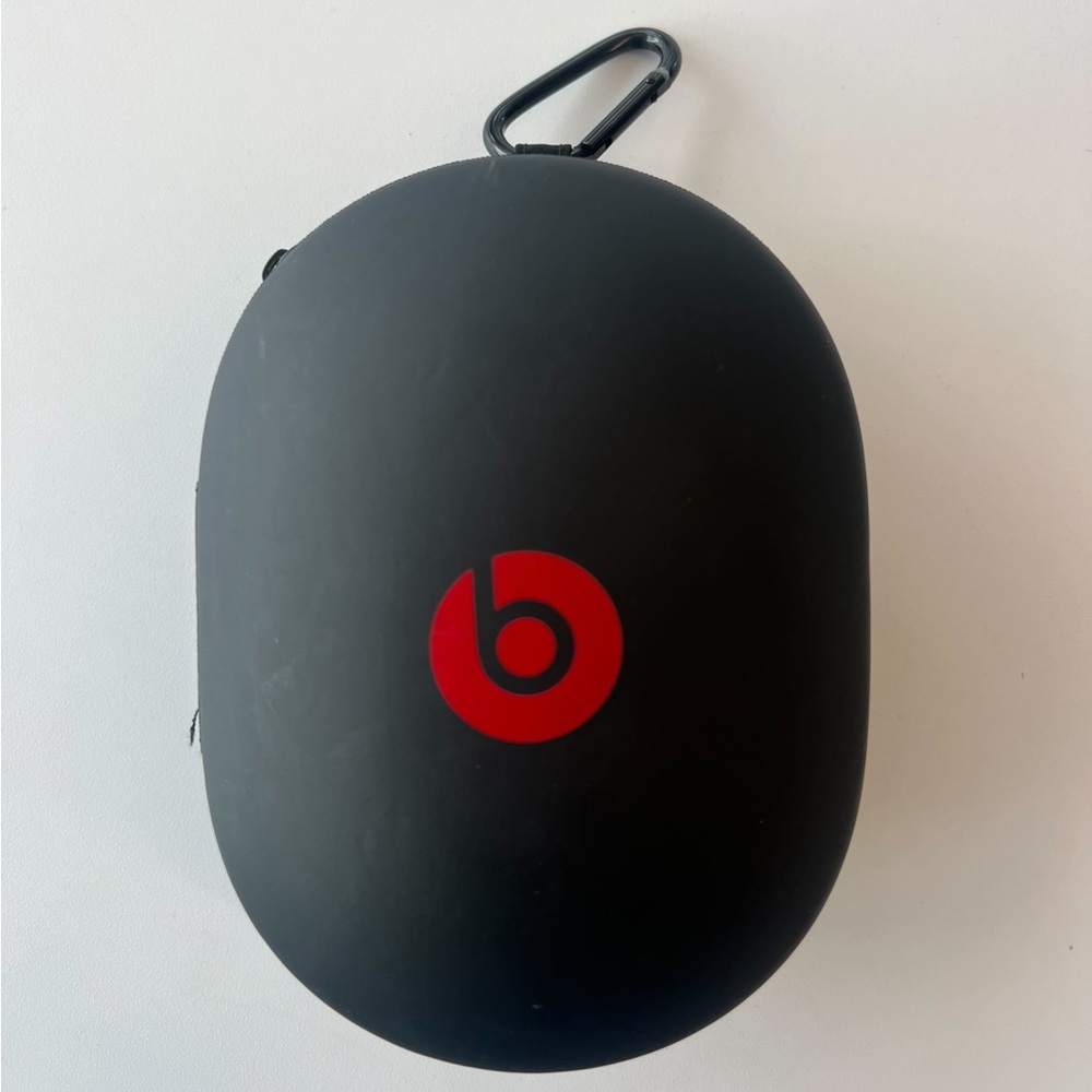 Beats By Dr Dre Wireless Black Headphones - Picture 4 of 4